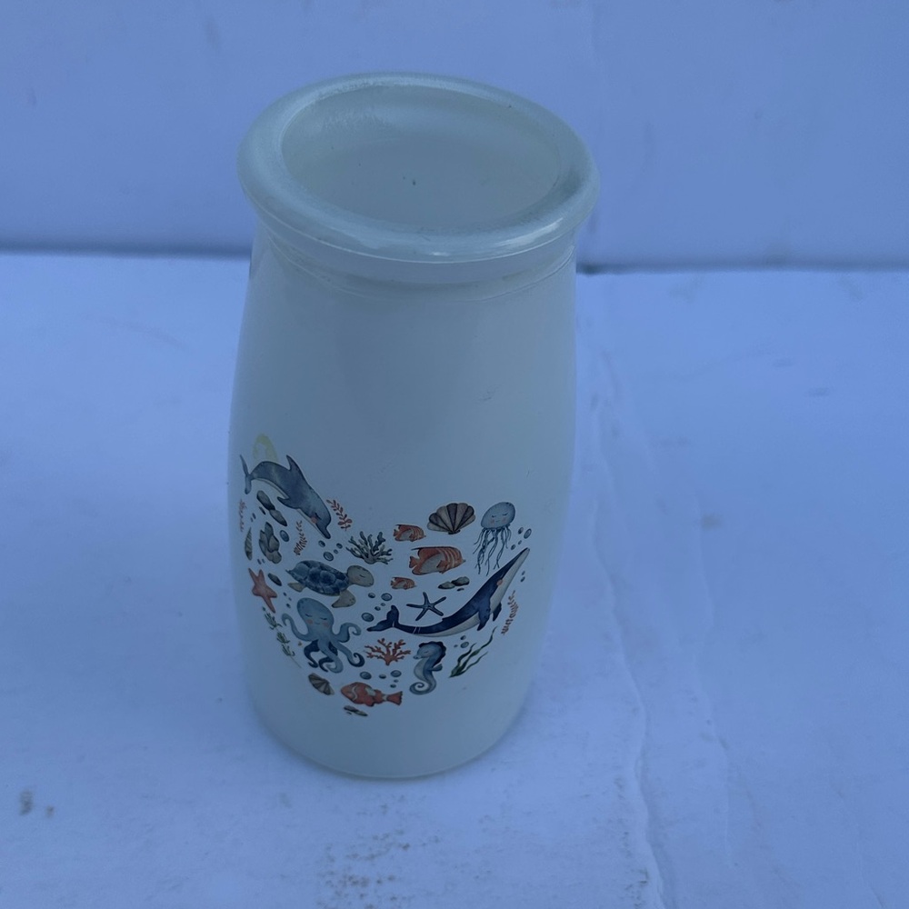 White Ceramic Ocean Life Vase